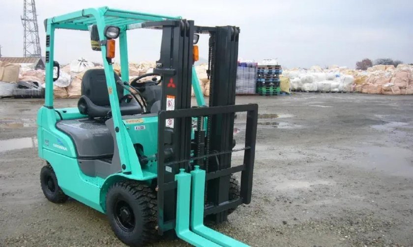 Автопогрузчик Митсубиси fd25nt