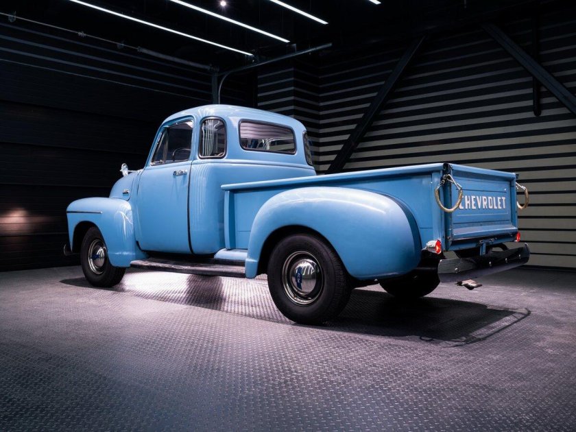 Chevrolet 3100 pickup