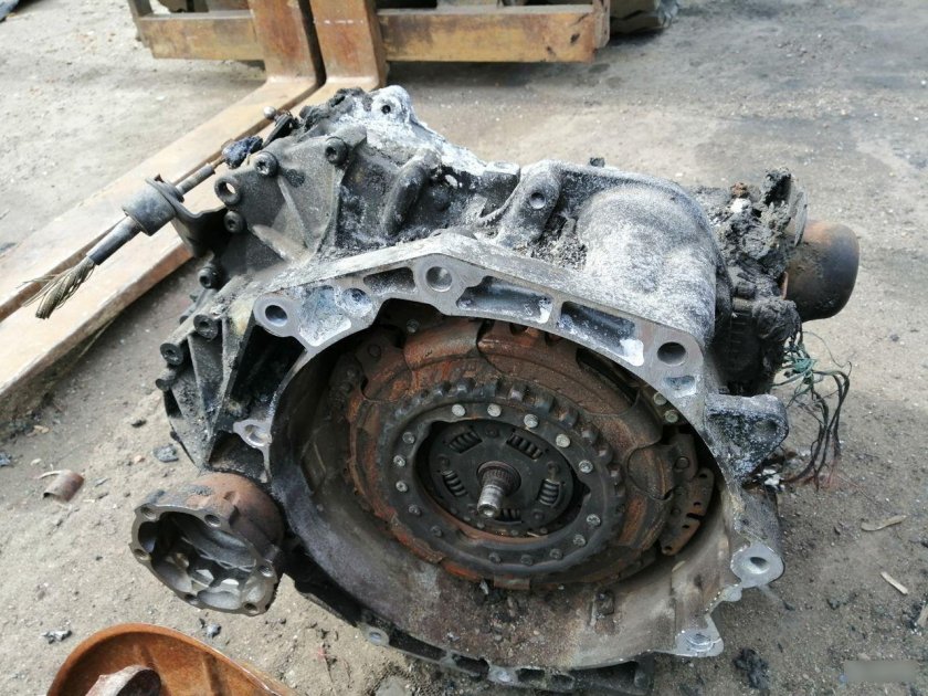 Найти ДСГ коробка на Фольксваген Джетта 2013 год выпуска цена в Москве