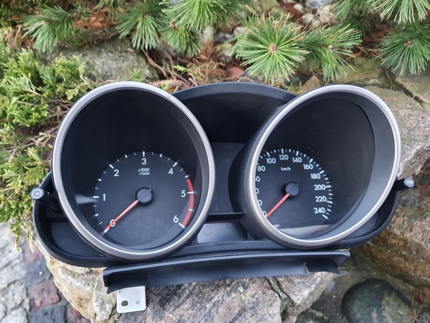 Панель приборов Mazda 3 BL