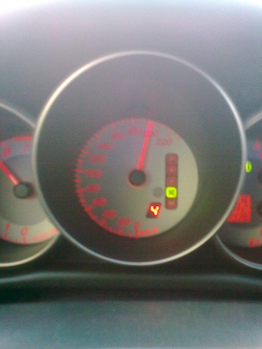 Мазда 3 БК спидометр 210 км