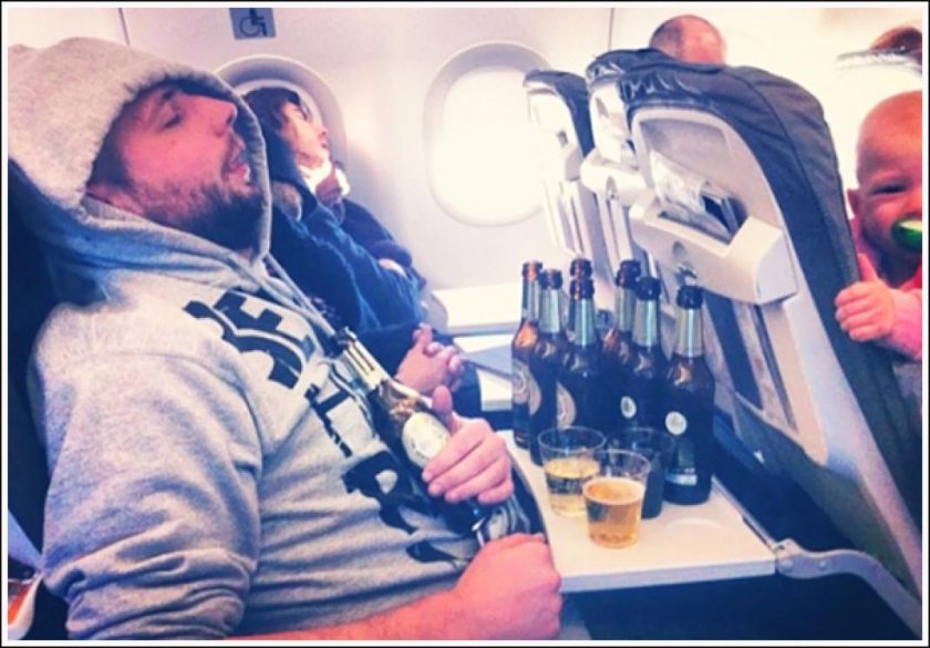 Пьяный пассажир в самолете