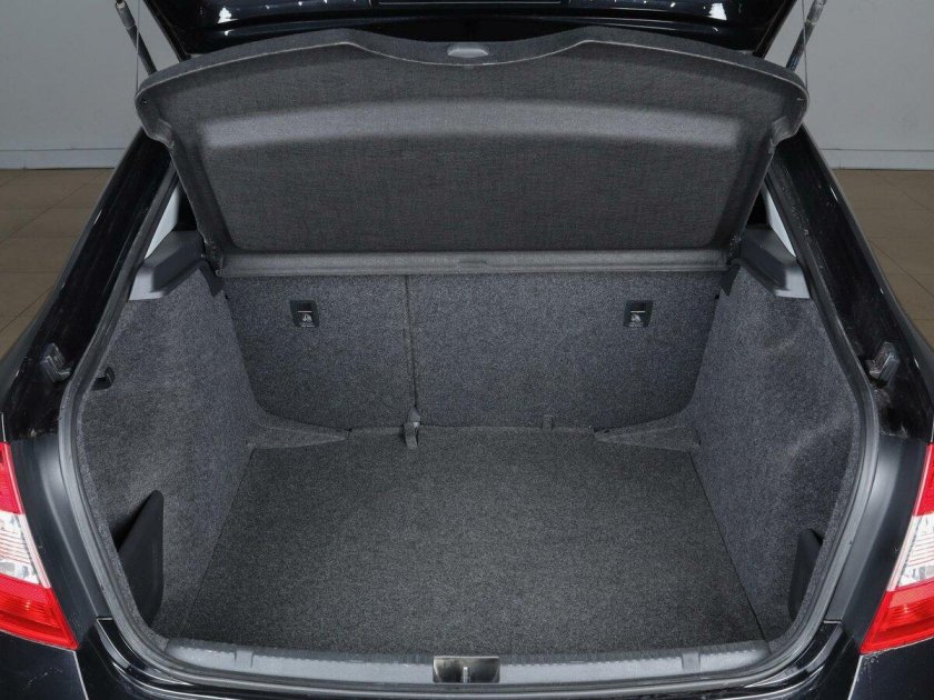 Шкода Рапид 2019 багажник