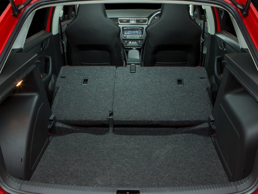 Багажник на Skoda Rapid 2014
