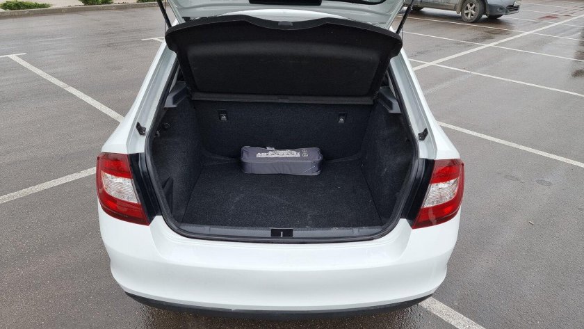 Skoda Rapid четырнадцатого года