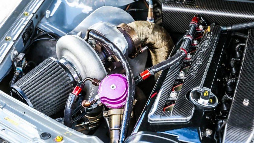 Car engine Twin Turbine