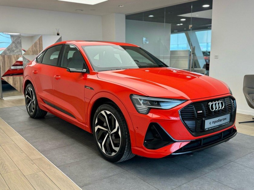 Ауди е трон