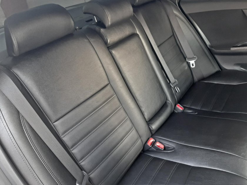 Чехлы Тойота Королла е210