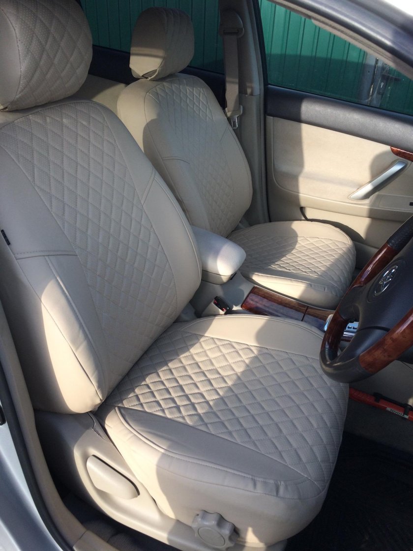 Чехлы Toyota Corolla 120 велюр