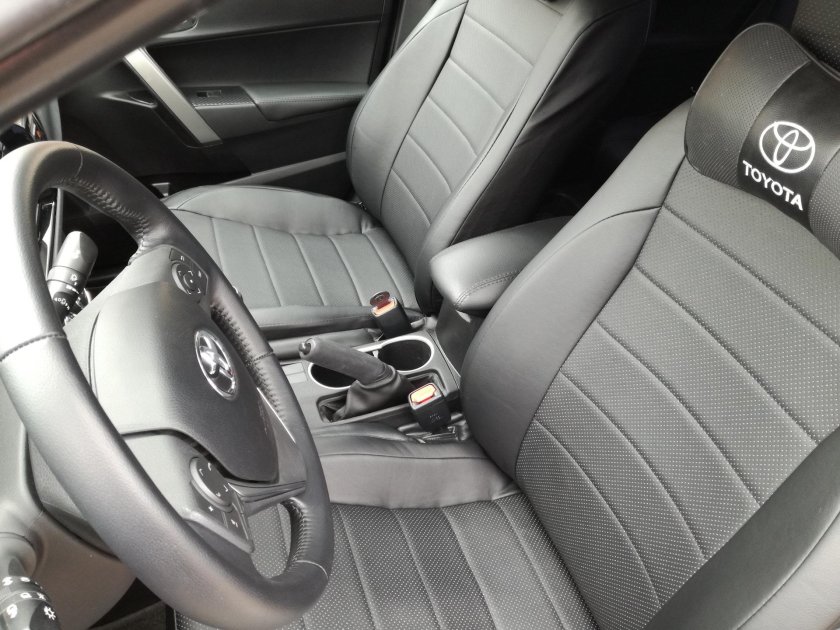 Чехлы Тойота Королла е210