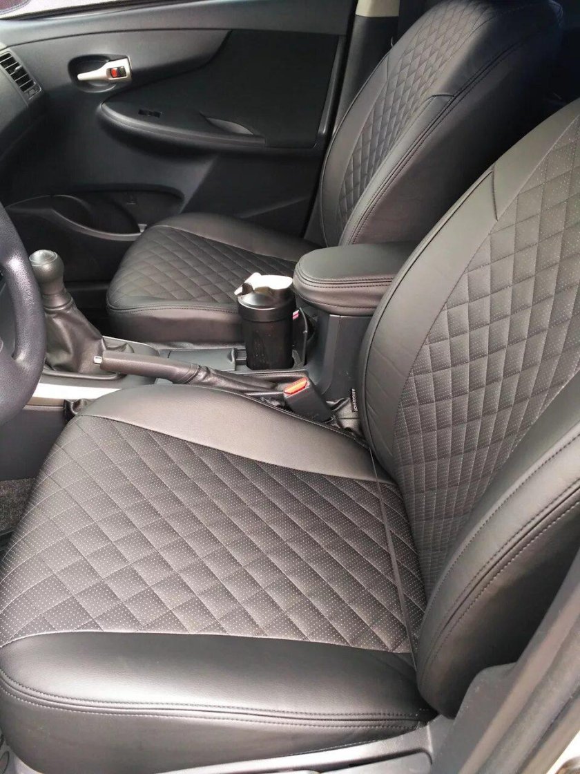 Тойота Королла е150 Автопилот ромб чехол черный