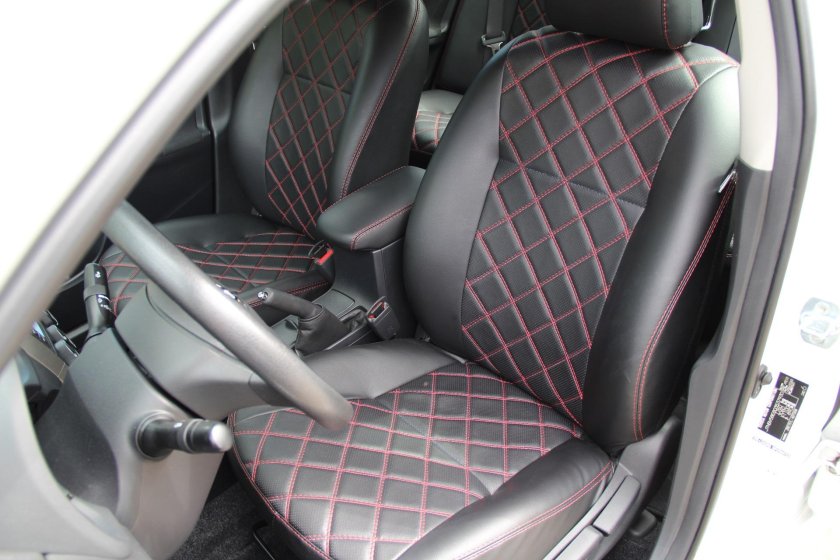 Чехлы Тойота Королла е210