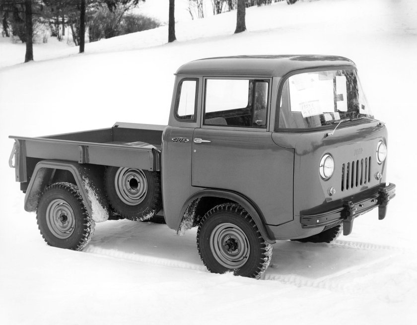 Willys Jeep FC-150