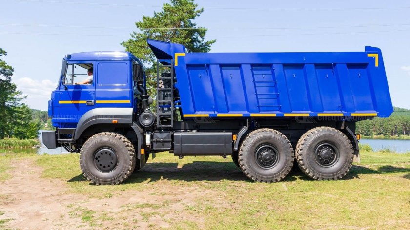 Урал 6370 самосвал