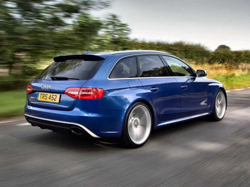 Audi rs4 2013
