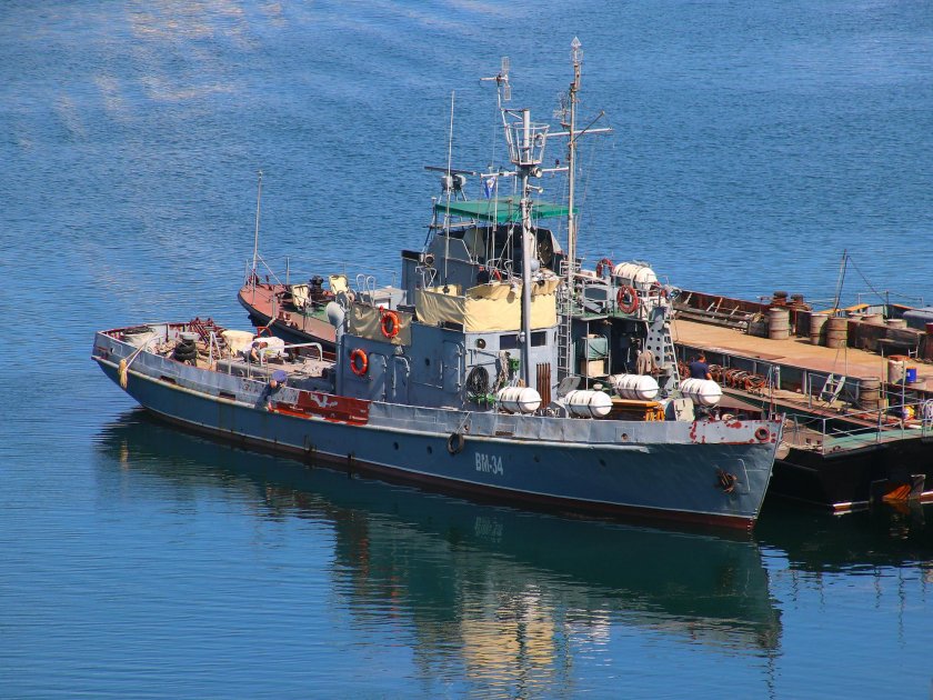 Водолазное Морское судно типа краб ВМ 915 Северный флот