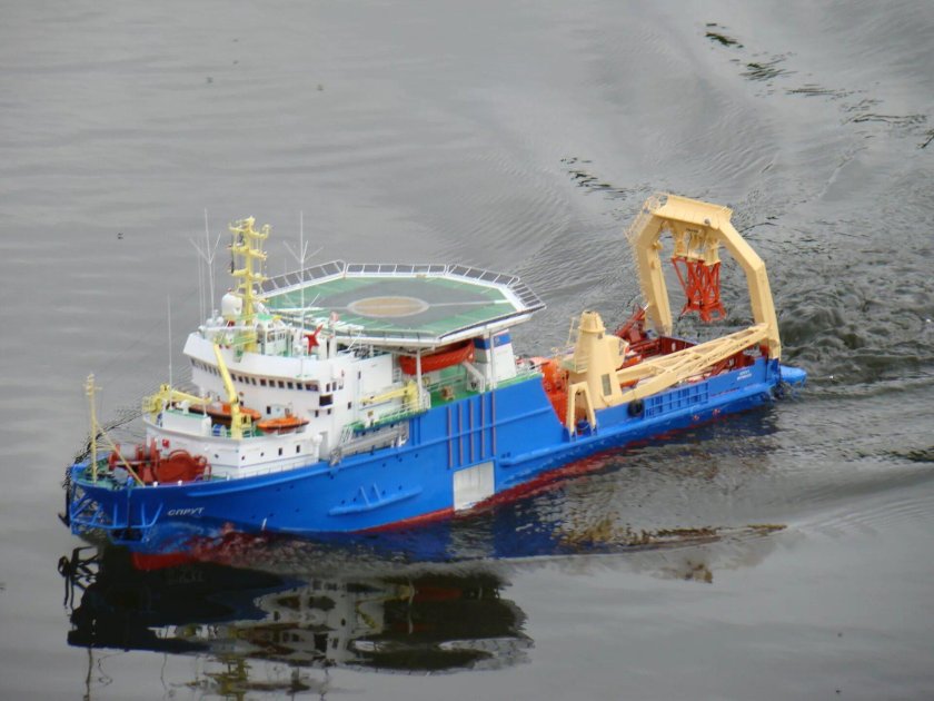Водолазное судно Спрут