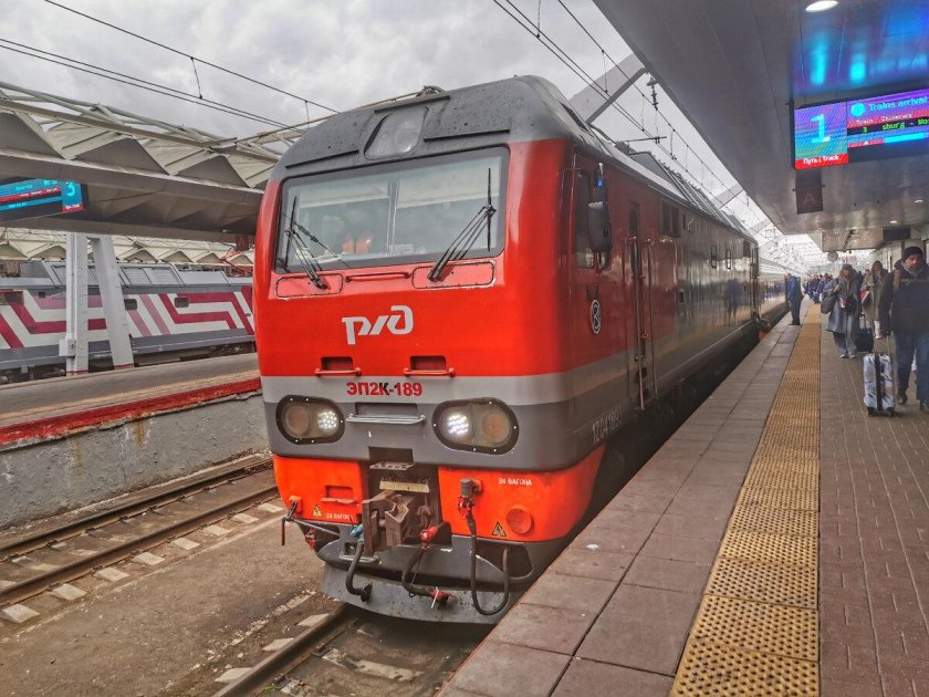 Санкт петербург поезд