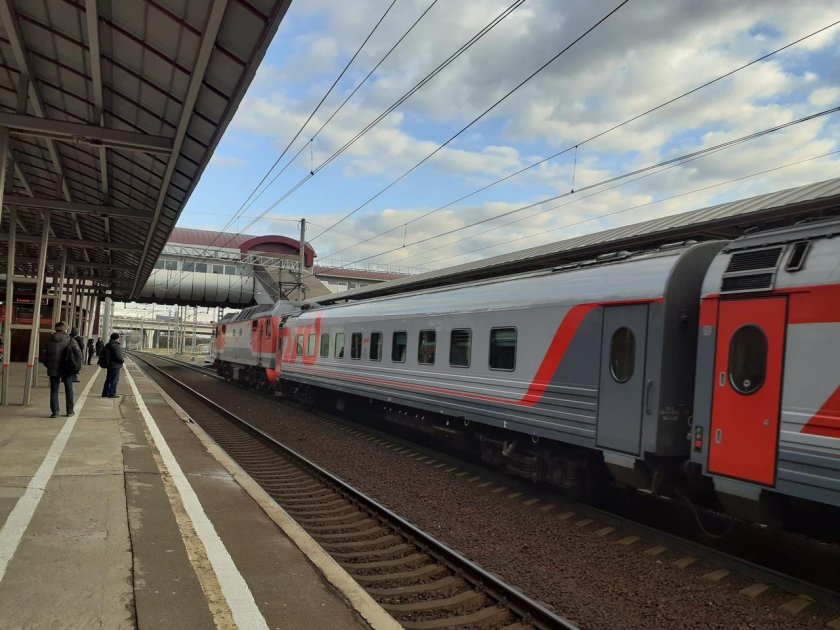 Фирменный поезд номер 25 москва воронеж 1