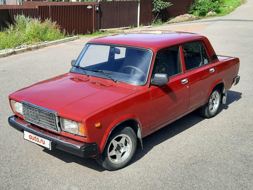 ВАЗ 2107 цвет романс 182