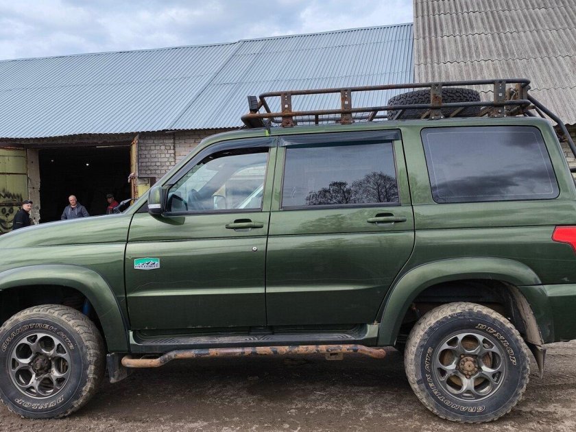 Экспедиционный уаз патриот
