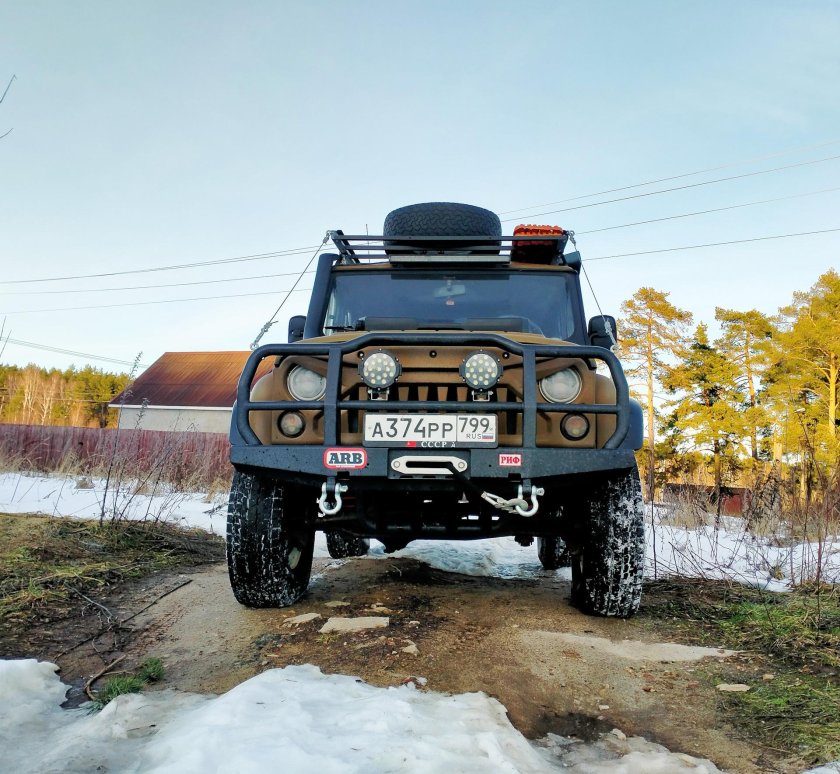 Открытый джип УАЗ фантастика