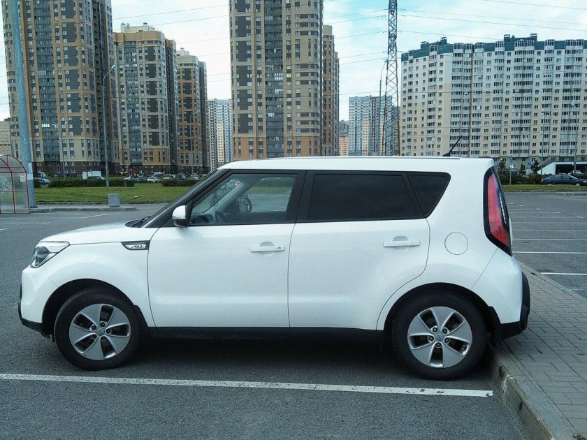 Киа соул белая 2016