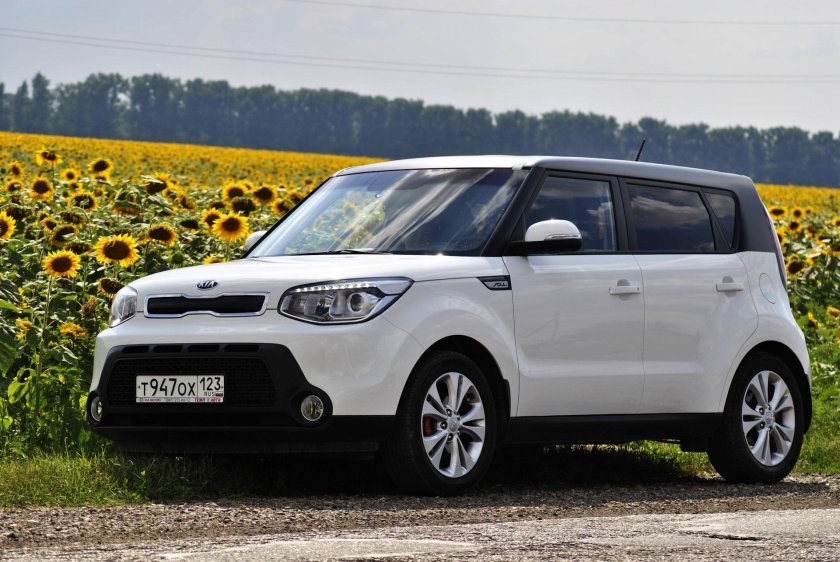 Киа соул белая 2016