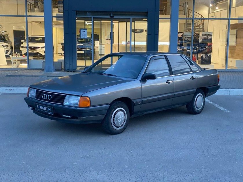 Ауди 100 1984