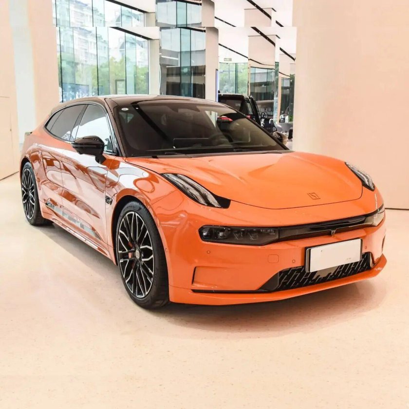 Zeekr 001 оранжевый