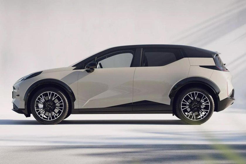 Электрокар zeekr 001