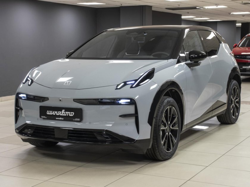 Автомобиль zeekr x