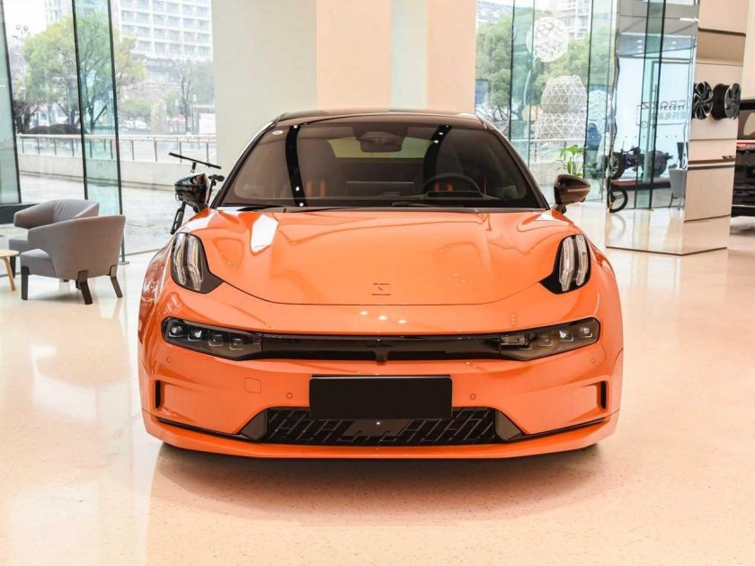 Zeekr 001 z Sport оранжевый