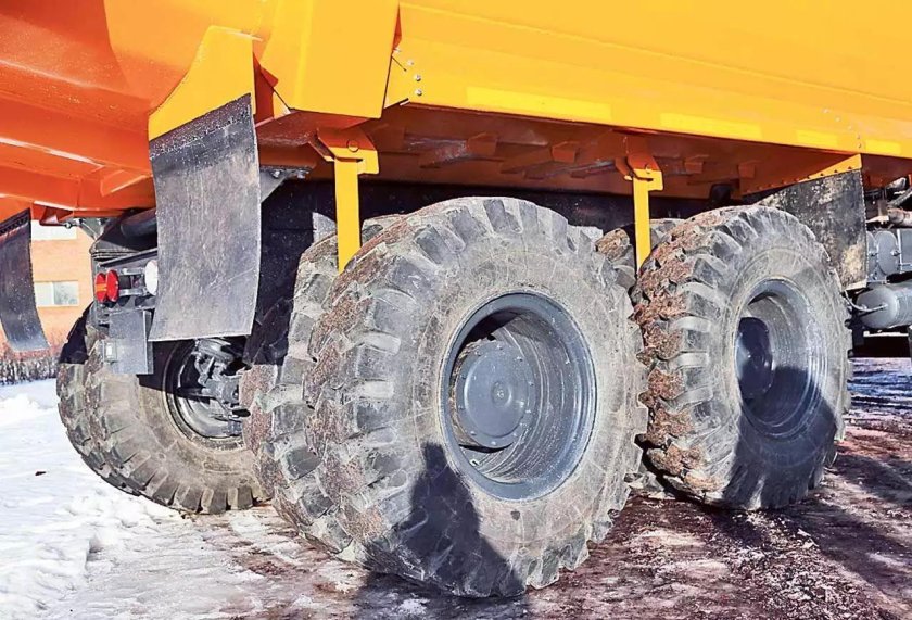 Тонар 45251 спаренные колеса спереди