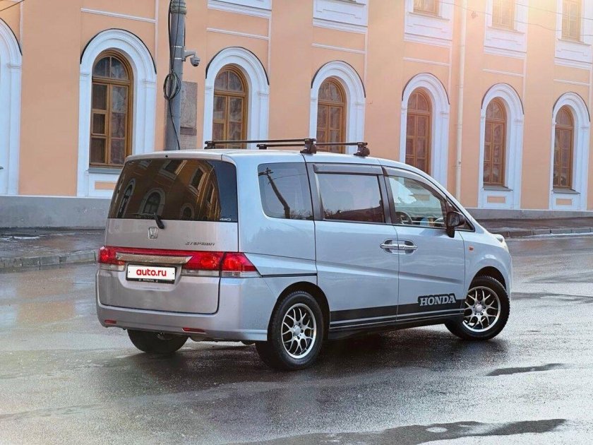 Honda stepwgn spada 2005