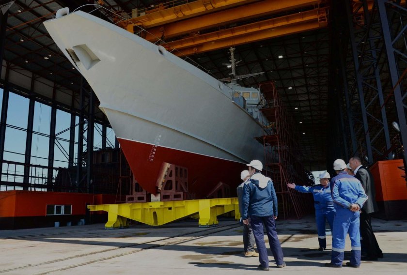 Судостроительная верфь