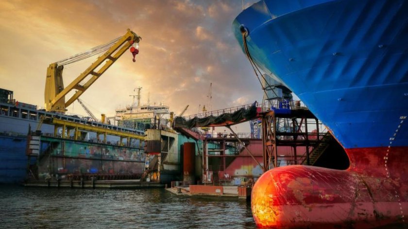 Керчь судоремонтный завод