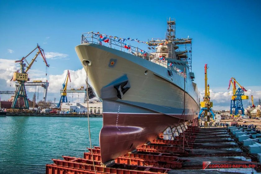 Судостроительный завод залив Керчь