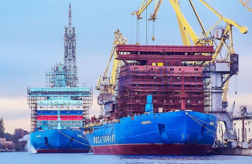 Ледокол арктика 22220