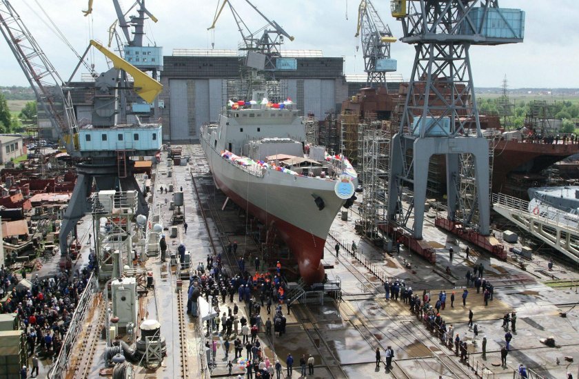 Судостроительный завод янтарь Калининград