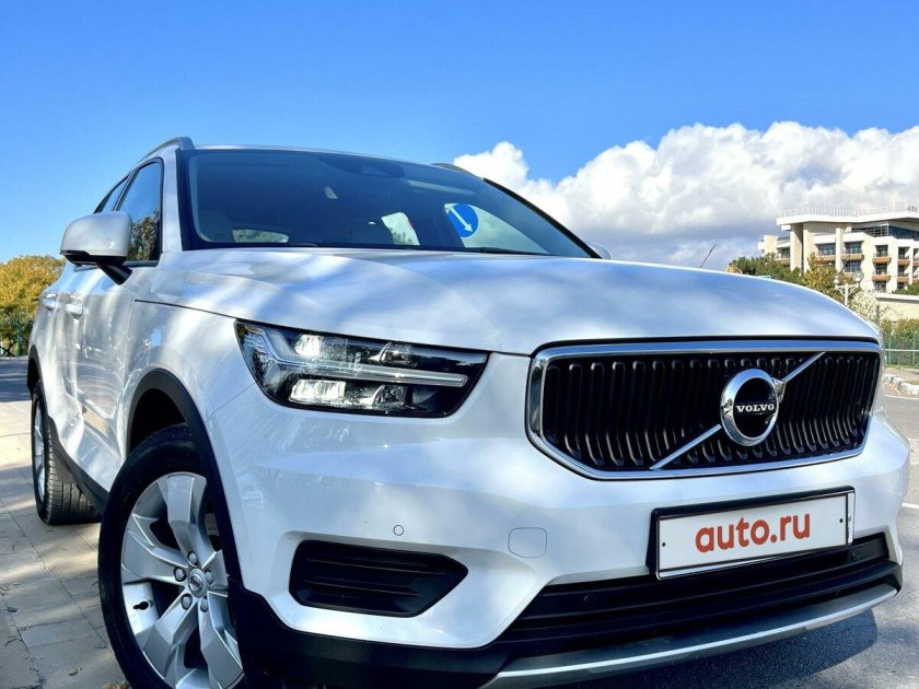 Volvo xc40 фото