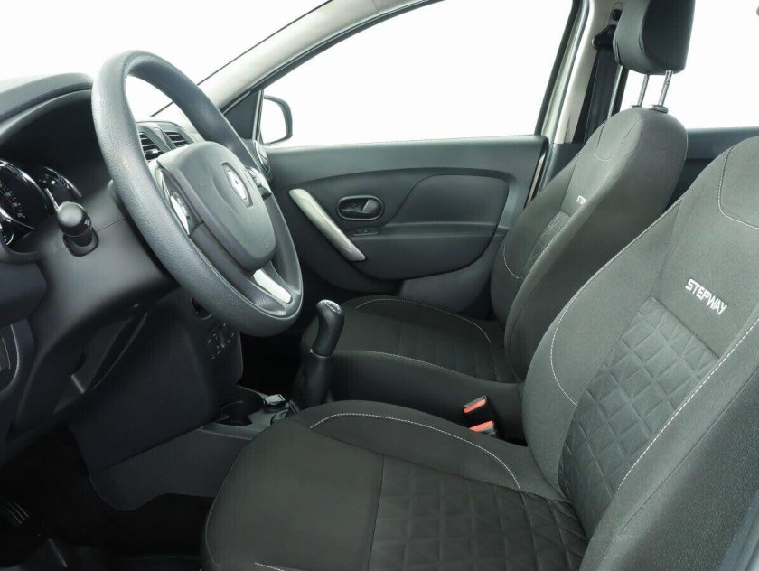 Нива Шевроле 2012 год в Краснодаре продается летом