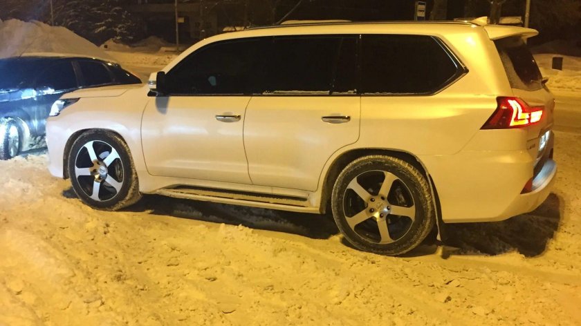 Диски r22 на Lexus lx570