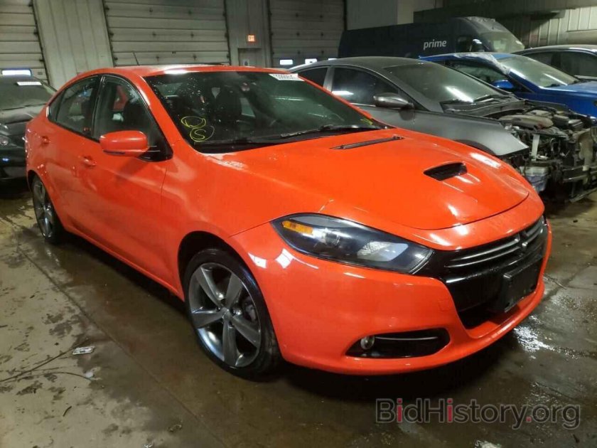 Додж дарт 2015