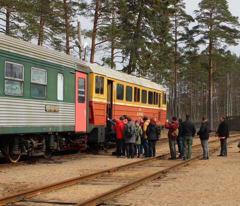 Фондовая площадка списанных поездов Лебяжье