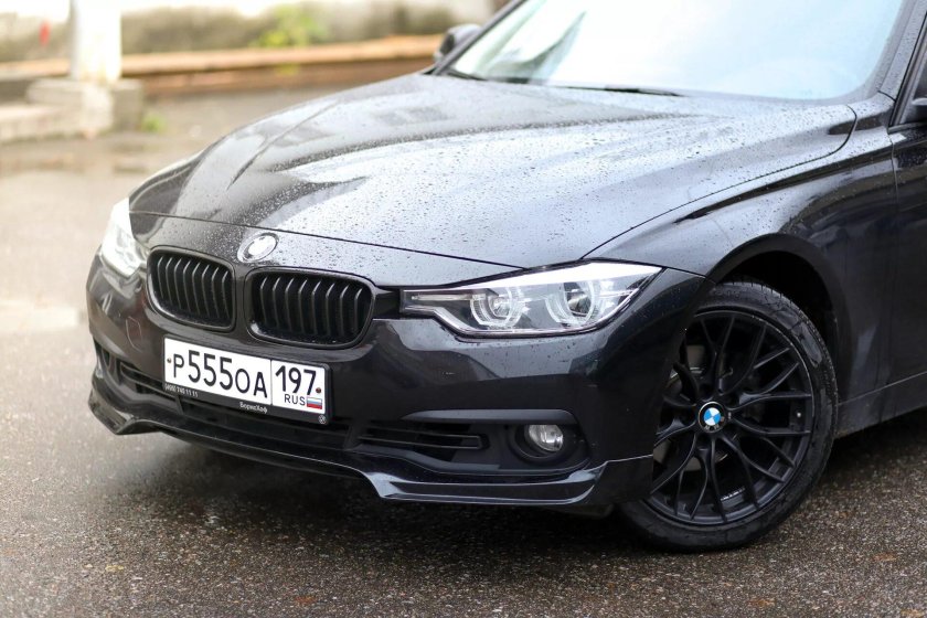 Сплиттер BMW f30