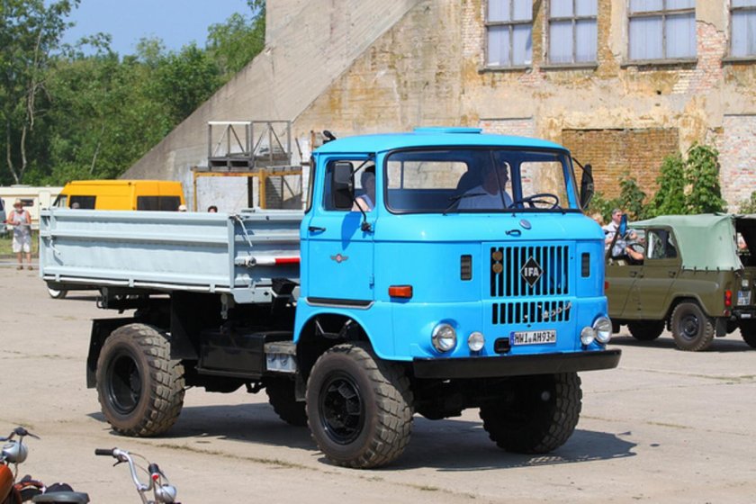 IFA w50l самосвал