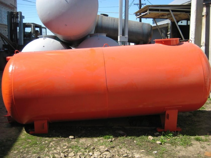 Вакуумная ассенизаторская бочка ко-503