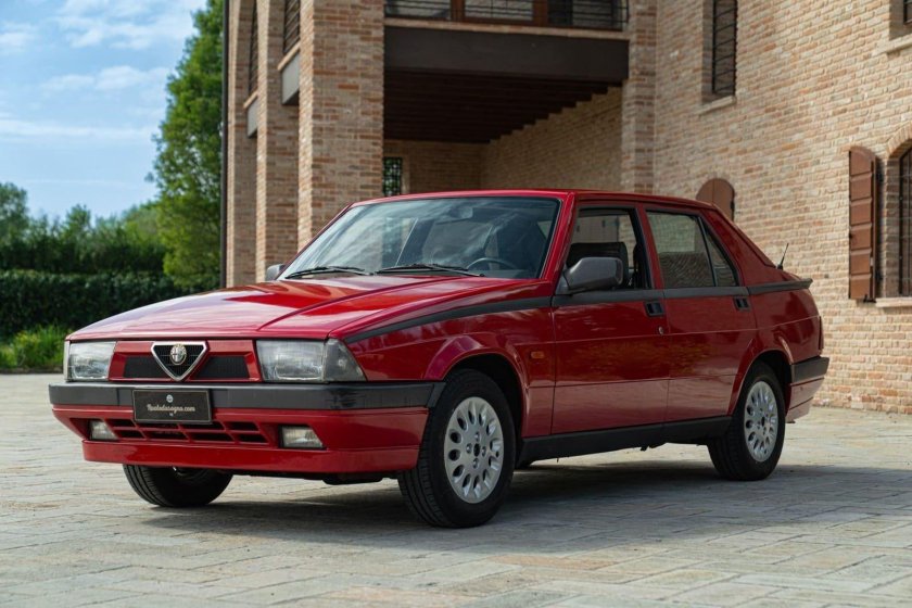 Alfa romeo 75 1985