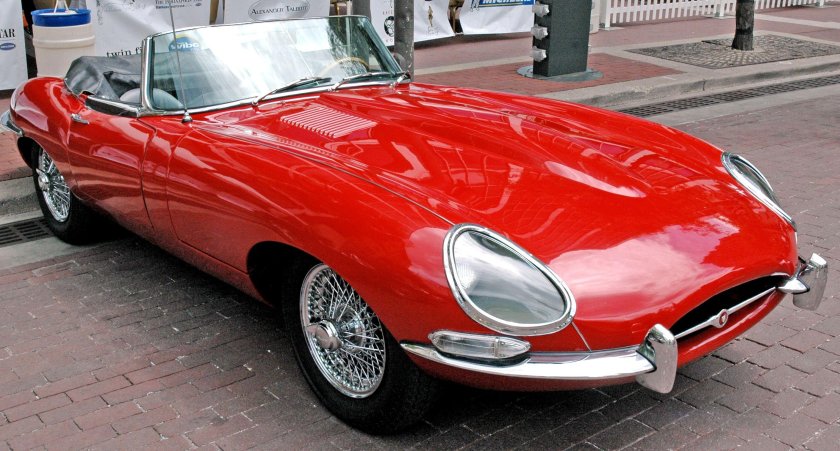 Jaguar e Type 1960
